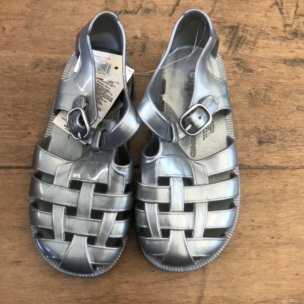 Gap Jelly shoes NWT